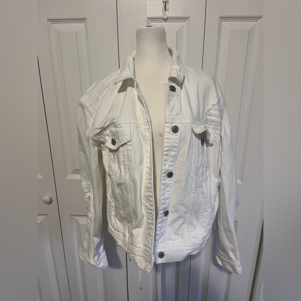 American Eagle Jean Jacket White SIze Large